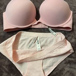 Love Cloud Push Up Bra By Victorias Secret.size34DD(E)panties Included.NWT