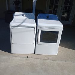 Brand New Dryers Scach And Dent  30 Day Guarantee Your Choice $200 Ea  