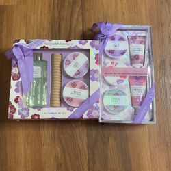 Catherine Malandrino Pamper Body Butter Bath Salt Set 