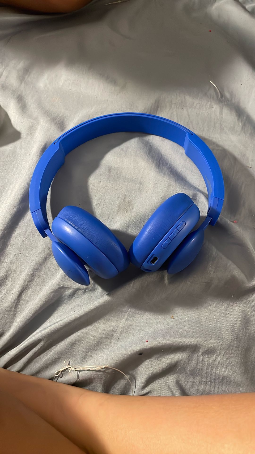 Headphones