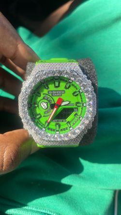 Casio G-SHOCK Analog-Digital Octagon Shock-Resistant 200m Green Dial