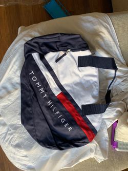Tommy Hilfiger duffle