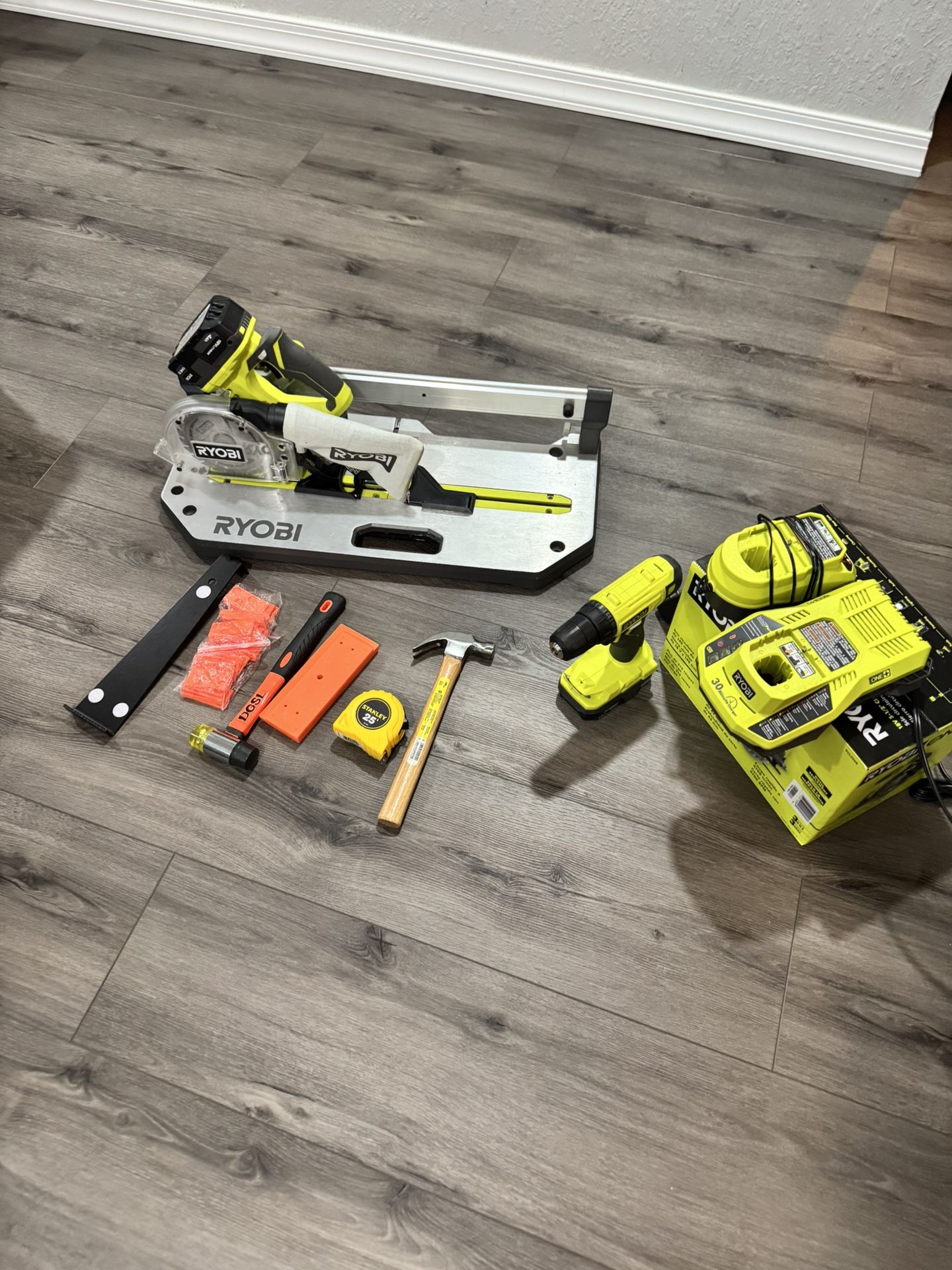 Ryobi 18 V Circular Saw ,Floor Saw And 18V Drill