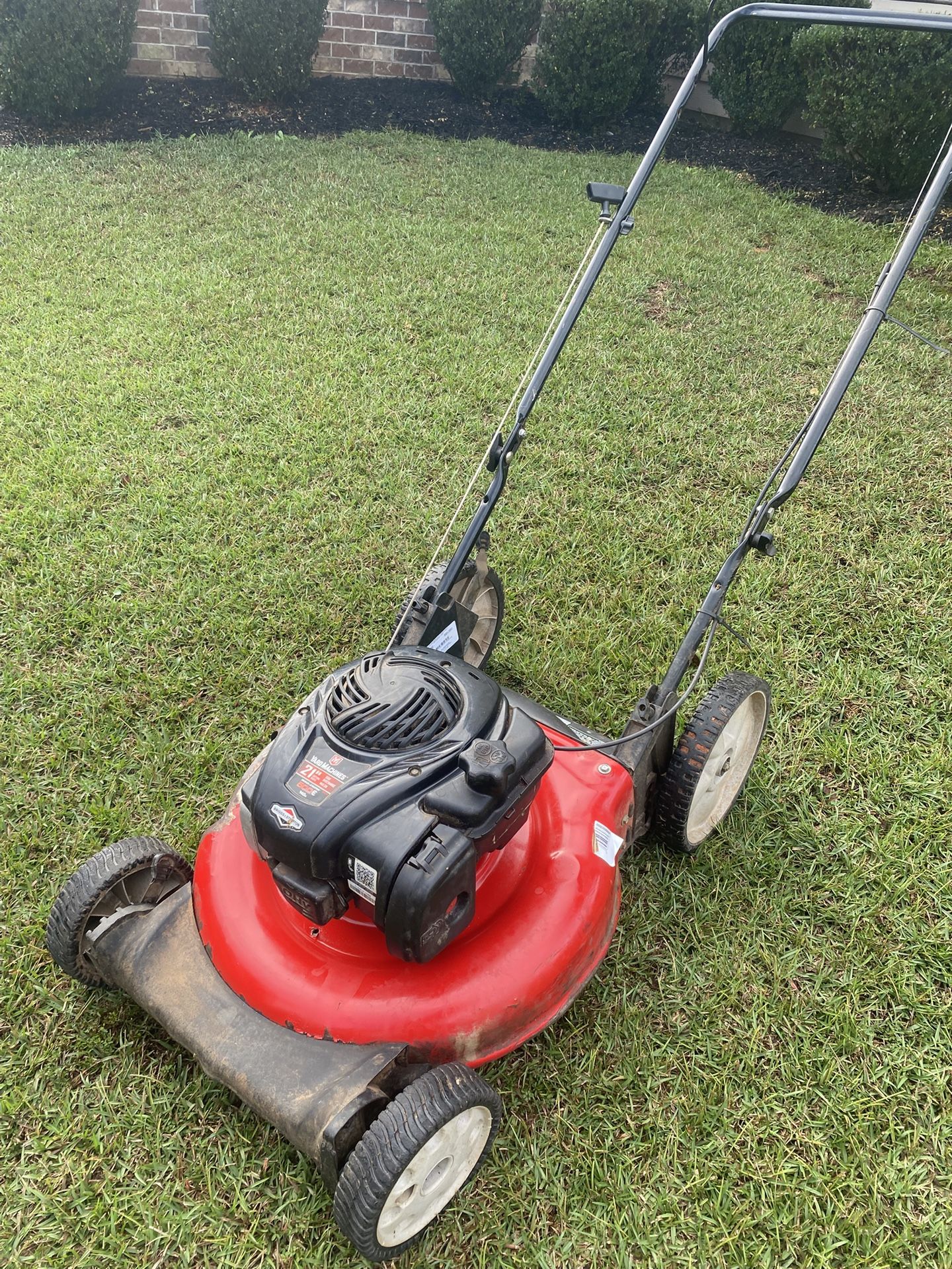 YardMachines Push Lawn Mower!!