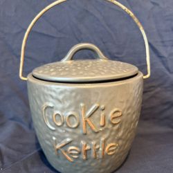 Vintage McCoy Cookie Kettle Cookie Jar