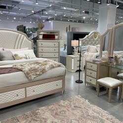 Bedroom Set All Sizes Are Available 