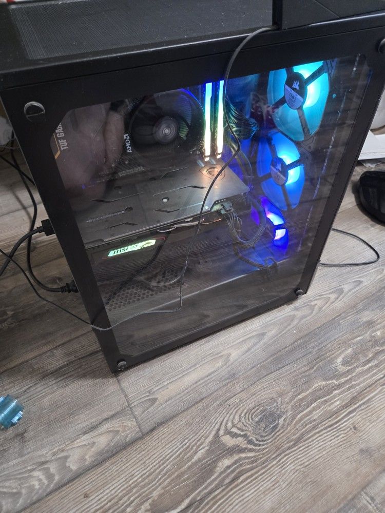 Gaming Computer Set Up