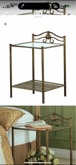 Set of 2 night tables brass