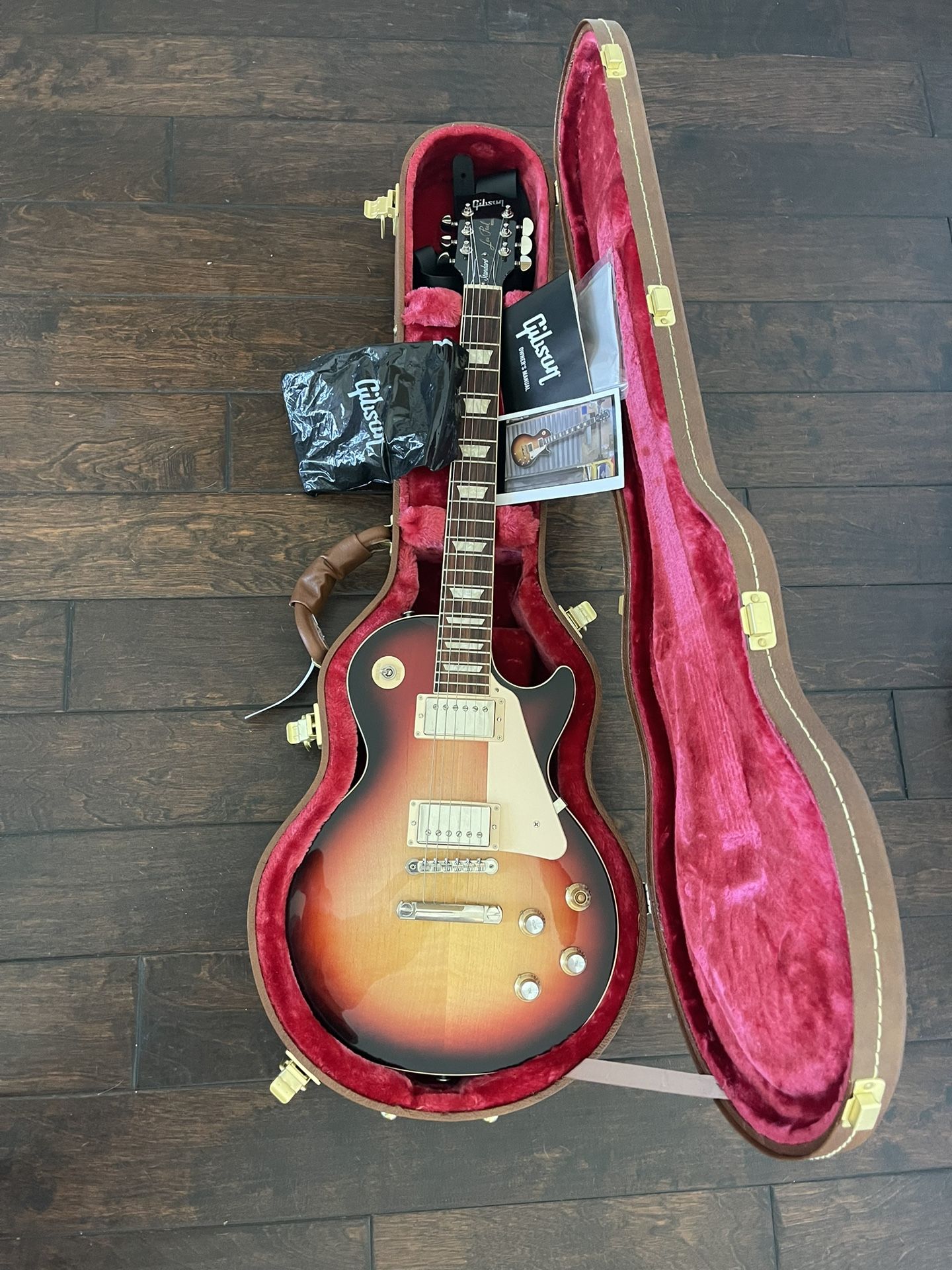 Gibson Les Paul Electric Guitar 