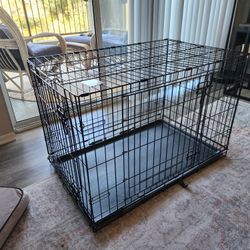 Dog Crate Double Door Med/L: 36.62-in L x 22.84-in W x 24.81-in H