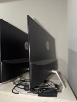 Pair of HP 25es 25" - Perfect Dual Screen Setup!