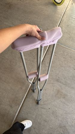 Adult Crutches
