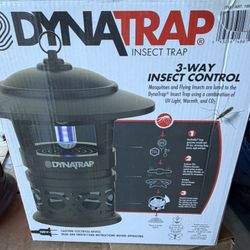 Dynatrap Insect Control Used In Good Shape. 