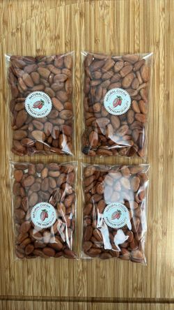 Natural cocoa seeds