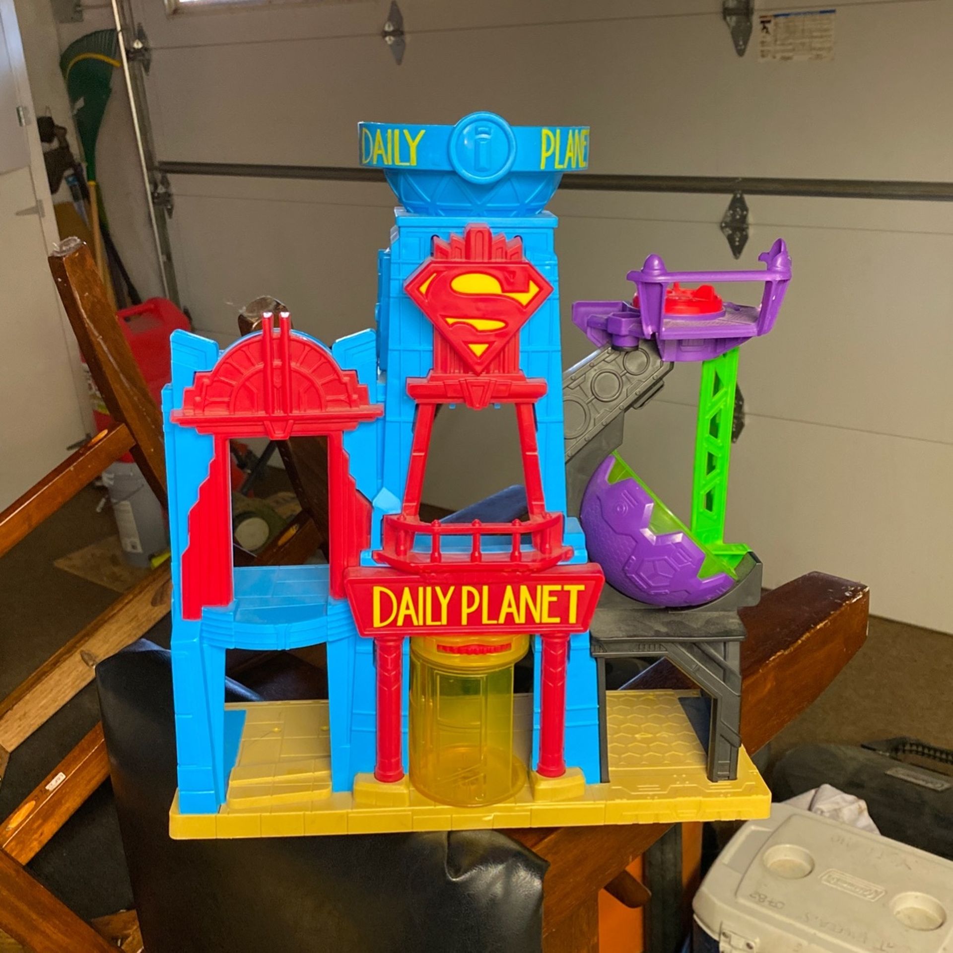 Superman play house Toy
