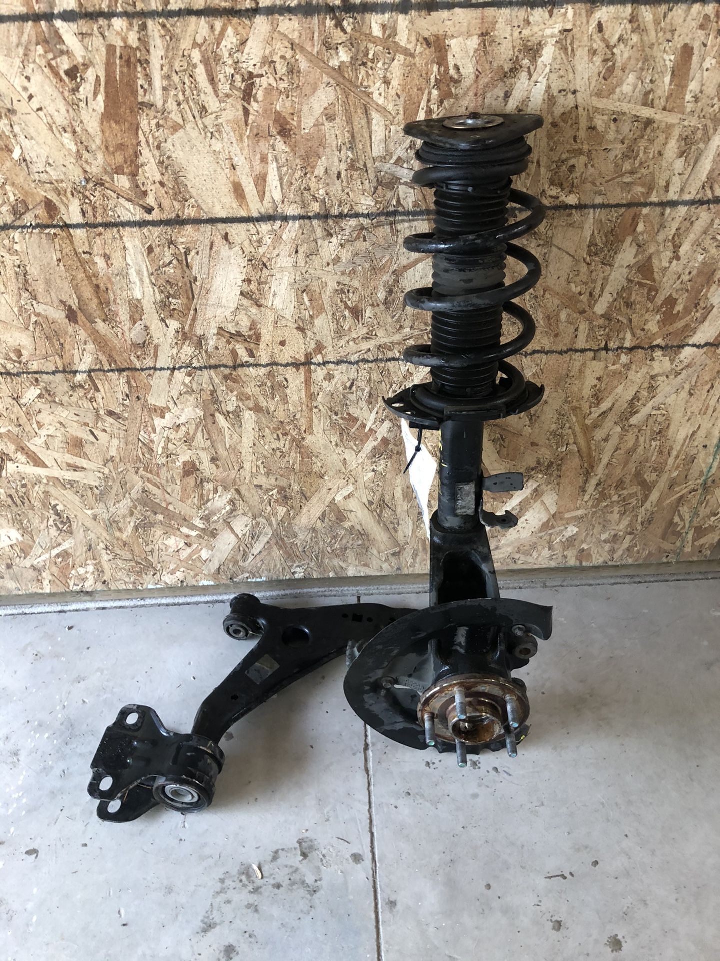 2013-2017 Ford Focus ST right front suspension