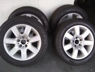 Bmw stock rims..17"