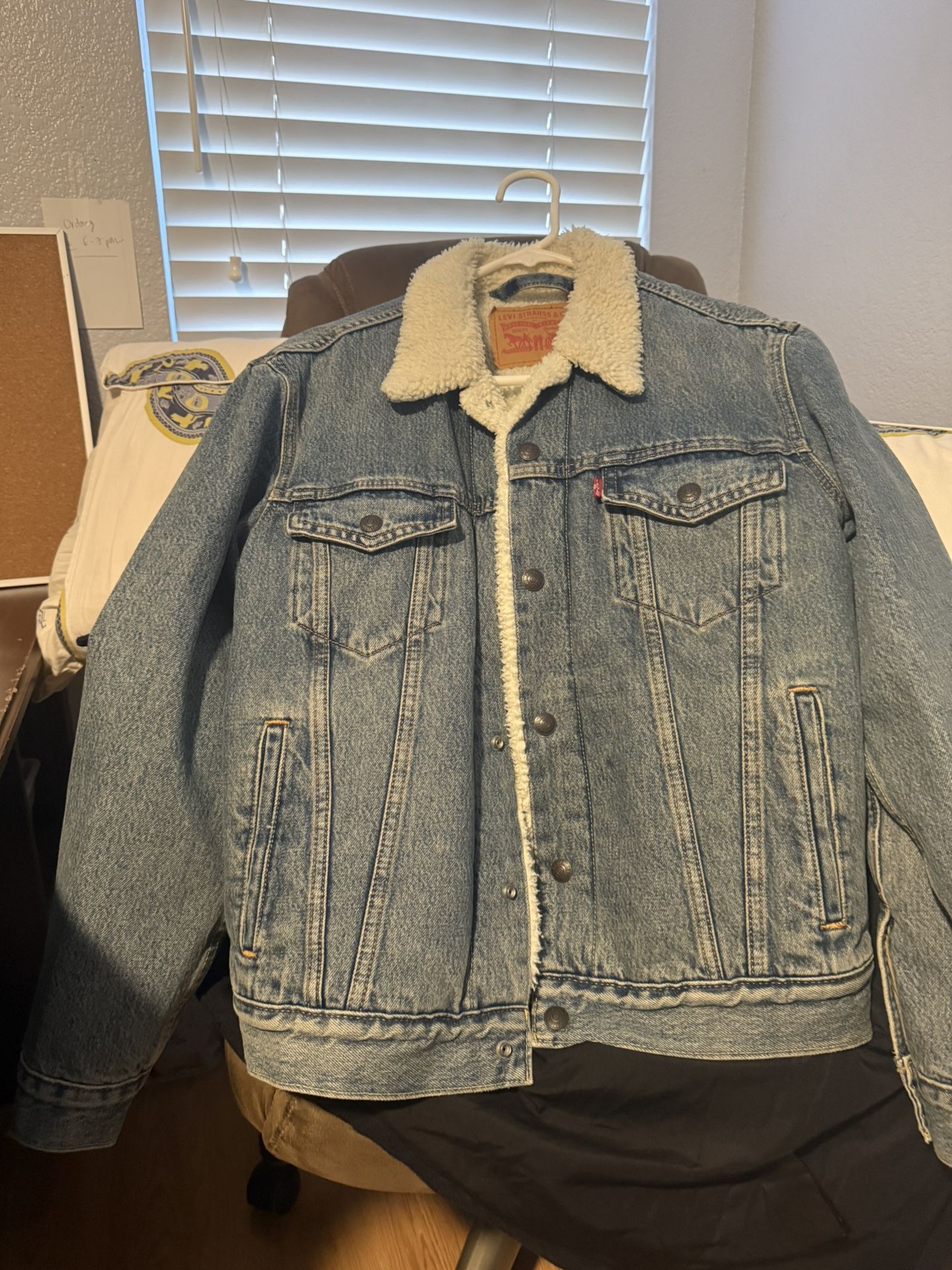 Sherpa Levi Jacket Small