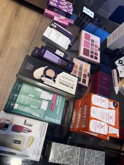 30 Pieces Make Up