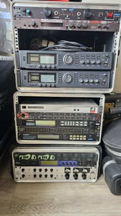 Various Rack Effects, Tuner, Guitar Processor,  Voice Processor,  Light Copilot, Equalizer, Mic Preamp, Etc...