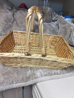 Vintage Mid 20th Century Wicker Gardening Basket. Measures 18" x 14" x  4.5".