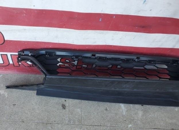 2018 - 2021 HONDA CLARITY LOWER GRILLE GRILL USED OEM GENUINE. 13