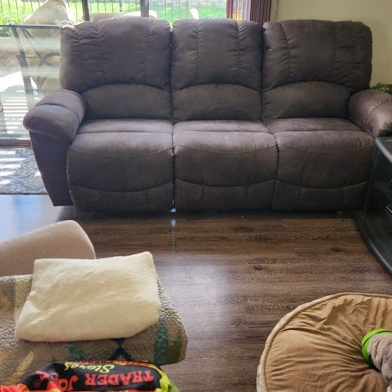 Please Make Offer !MARK DOWN Coco colored Couches from, Lazy boy $800