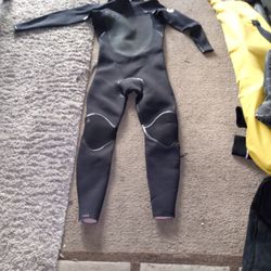 Size Medium Full Suit Rip Curl A Sealed 32 Mm In Like New Condition