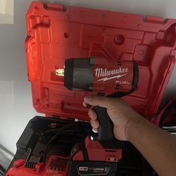 Milwaukee 1/2 Impact Gun