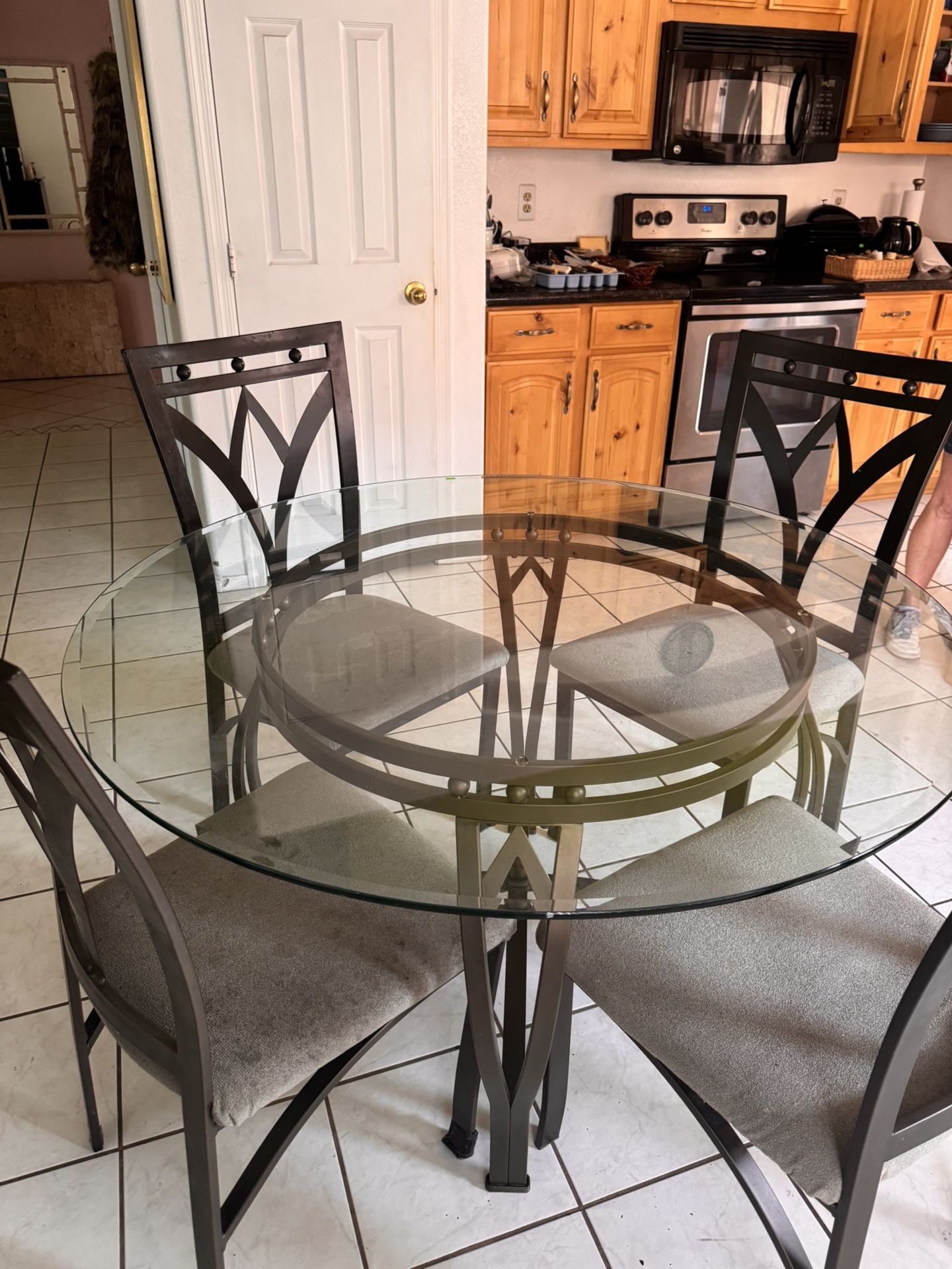 Glass Too Kitchen Table