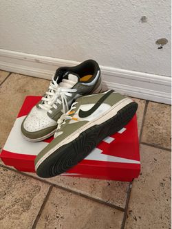 Men’s Nike dunks