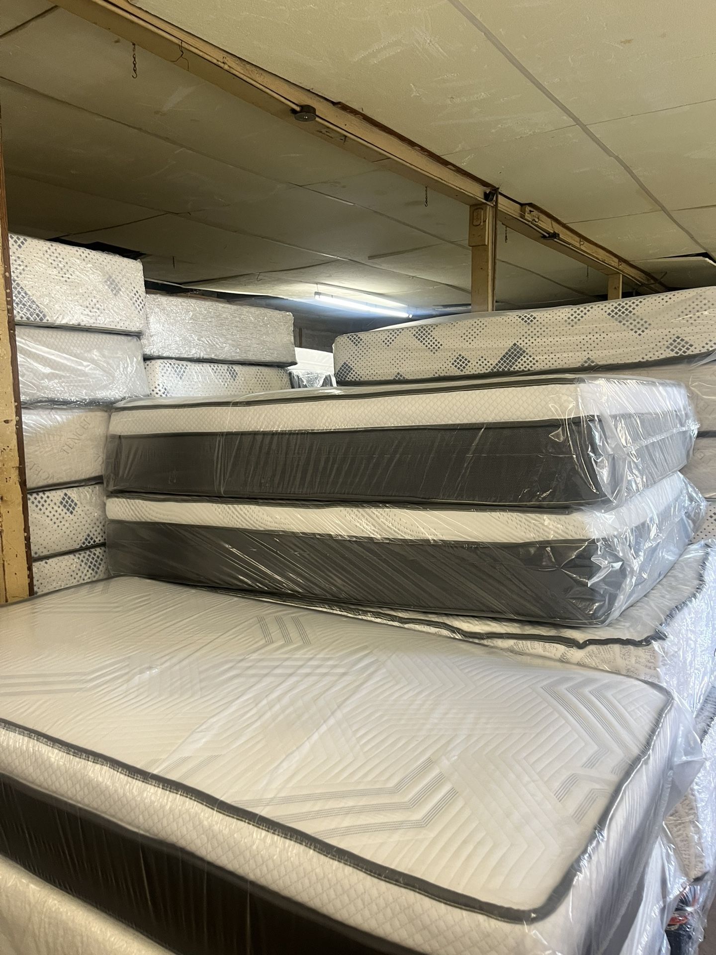Mattress For Sale Twin $ 130 Full $ 199 queen $ 240 King $ 270 