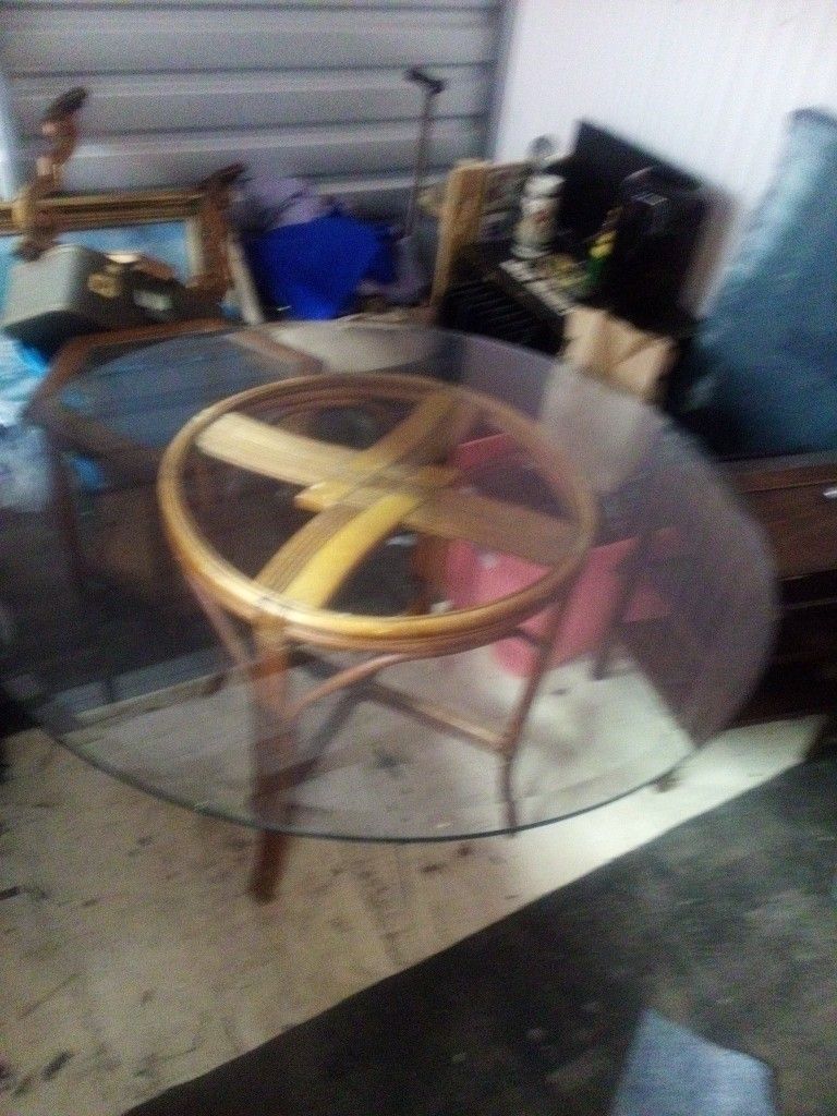 Glass Dining room Table