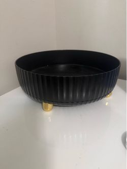 Spinning tray