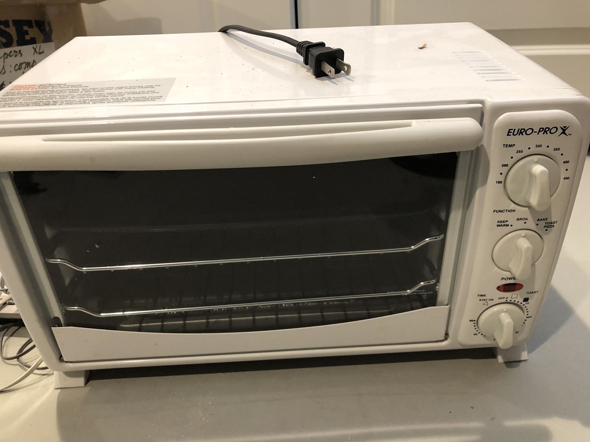 Good condition Euro-Pro Toaster oven TO284