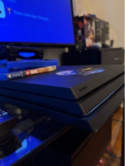 PS4 1TB/ PlayStation 4 pro