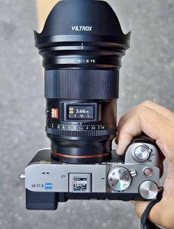 Viltrox 16mm E Mount Lense