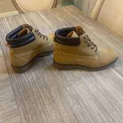 Hiking / Reg Boots