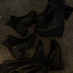 Black Boots 