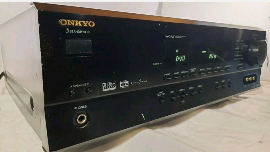 Onkyo TX SR500 5.1 Channel Home Theater Receiver