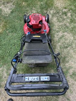 Toro self propelled lawn mower 