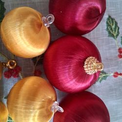 Vintage Christmas Ornaments Ruby Magenta Red & Gold Set