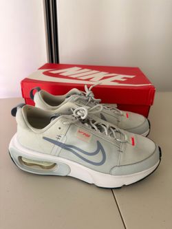 Nike Air Max INTRLK Women’s Size 9 Gray Aura Sneakers w/ Box