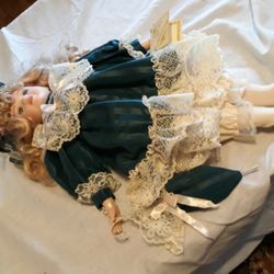 Vtg. Dan Dee Soft Expression Porcelain Doll With Stand And Certificate Of Authenticity