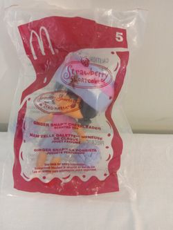 Strawberry Shortcake 2006 McDonald's Happy Meal Toy #5 Ginger Snap Cheerleader 