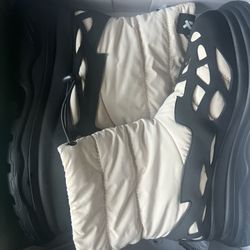 Size 10 Men Shoe