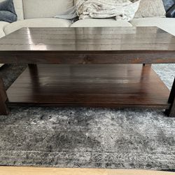 Coffee Table 48”x27.5” Good Condition