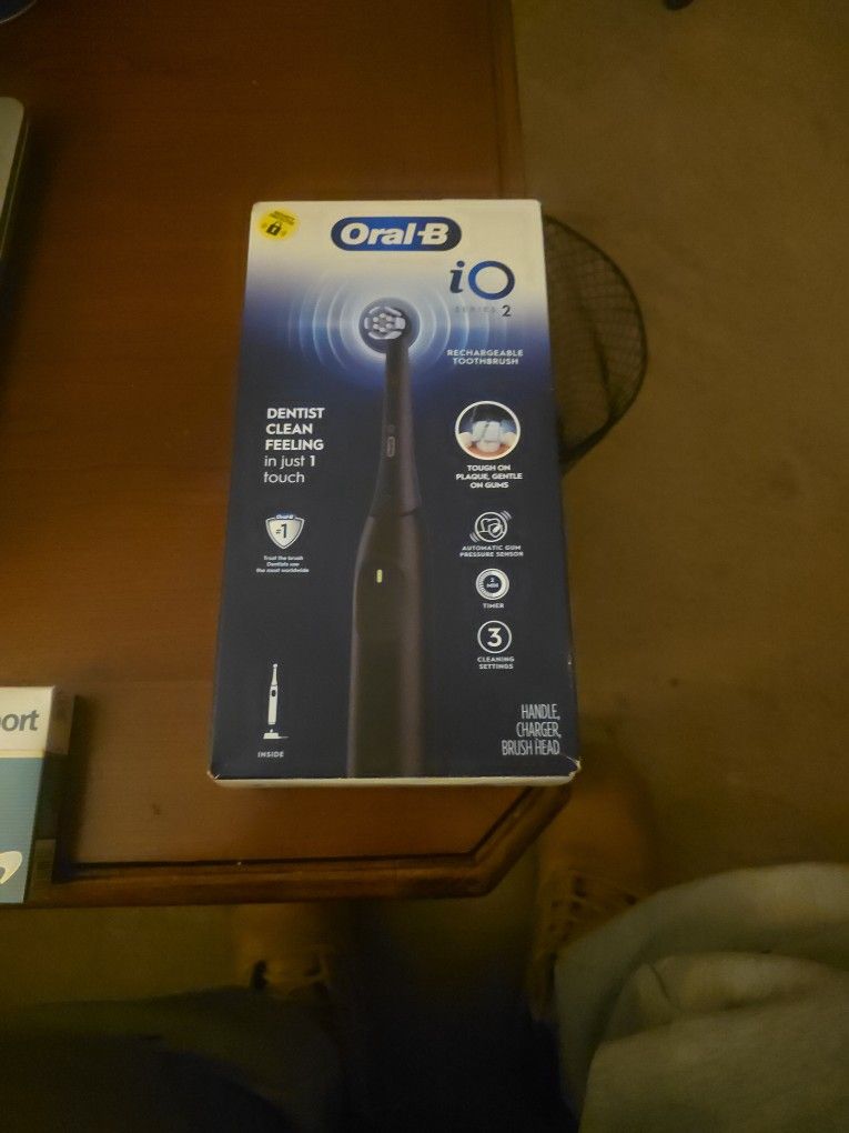 Oral-B IQ2