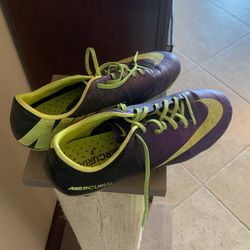 Nike Mercurial Soccer Cleats Size 8.5
