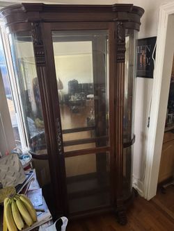 Beveled Lighted Glass Display Case